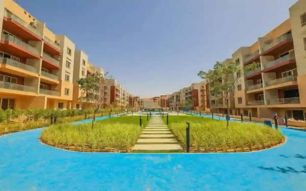 شقة 225م للبيع استلام فوري فى بروميناد التجمع